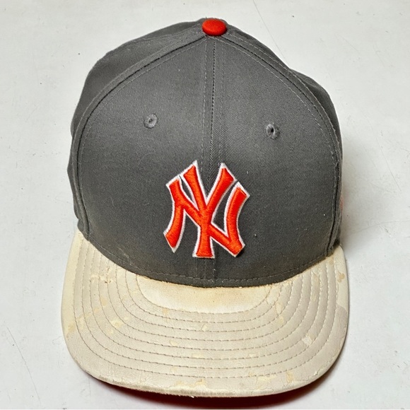 MLB New York Yankees Gray Cream Baseball Cap Hat Snapback - Picture 3 of 10